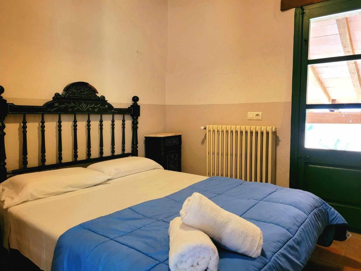 Masia Para Grupos Con Piscina Privada28 Pax Cabanelles Buitenkant foto